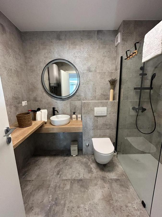 Apartments L-A-M Podstrana Luaran gambar