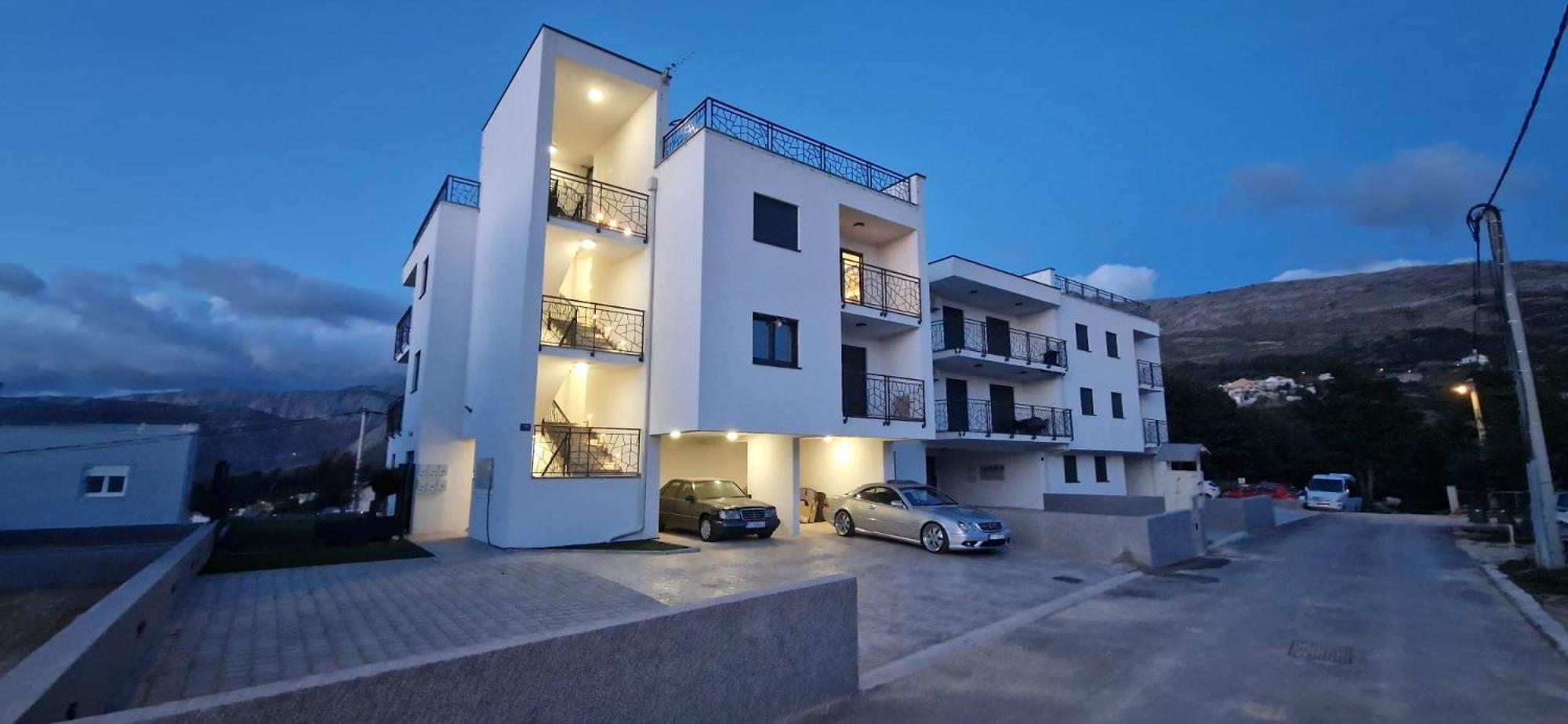 Apartments L-A-M Podstrana Luaran gambar