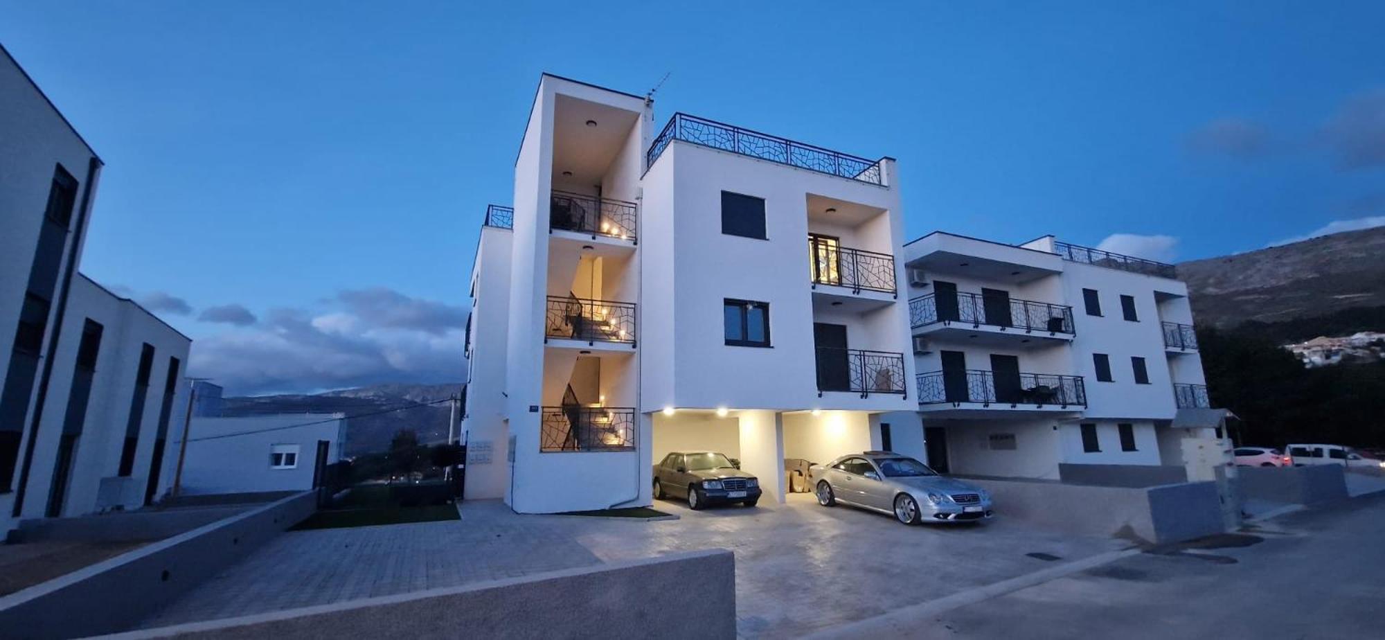 Apartments L-A-M Podstrana Luaran gambar