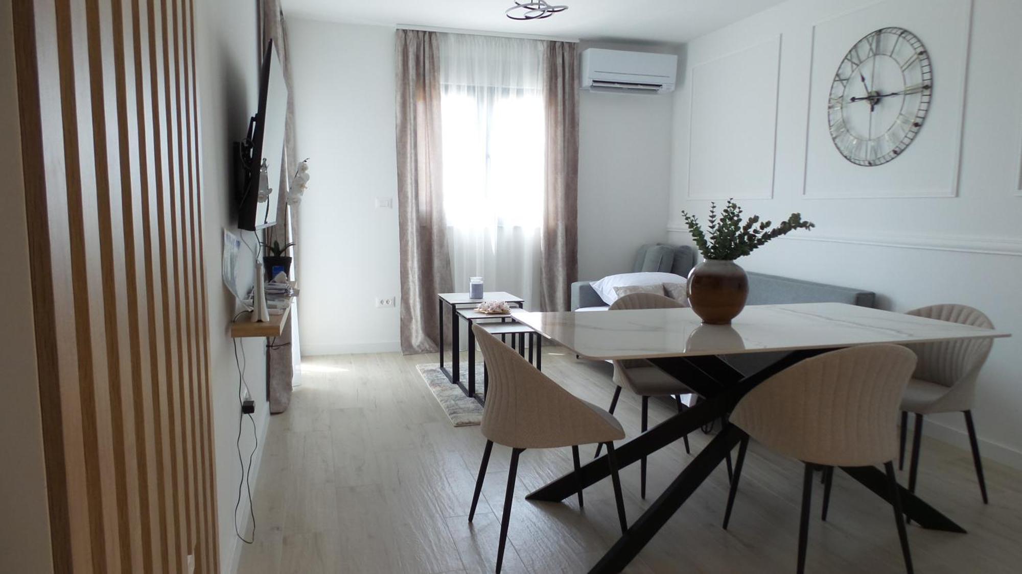 Apartments L-A-M Podstrana Luaran gambar